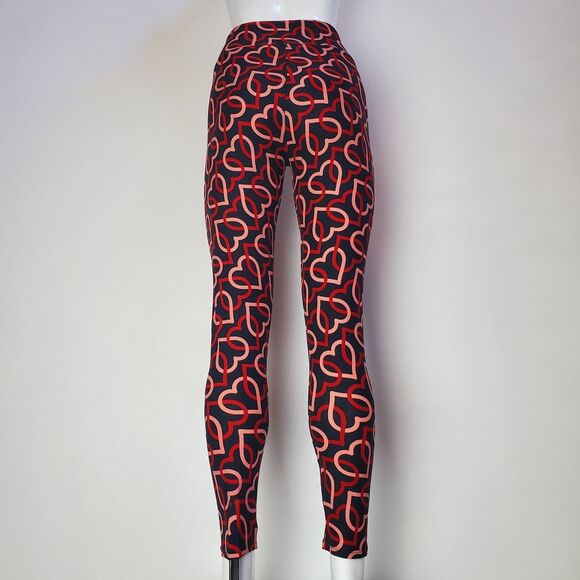 NEW LuLaRoe Valentine's Black Red Heart Leggings - Picture 3 of 9